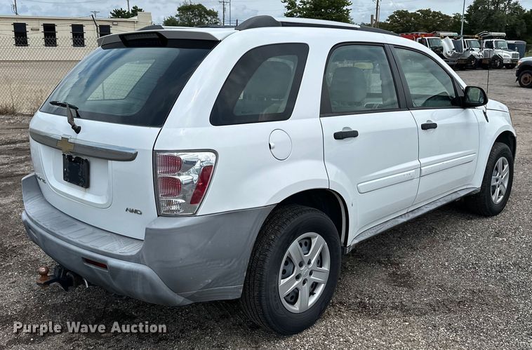 image for item EN8418 2005 Chevrolet Equinox SUV