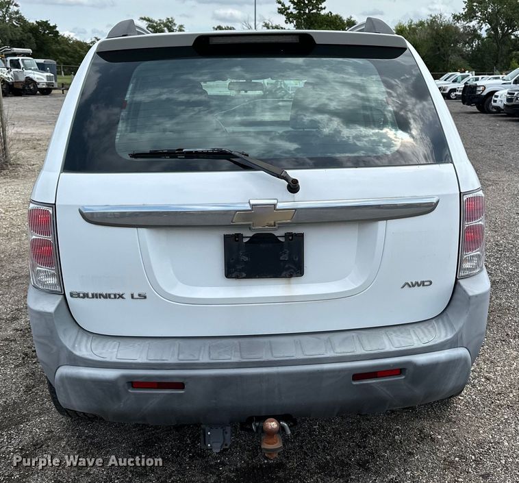 image for item EN8418 2005 Chevrolet Equinox SUV
