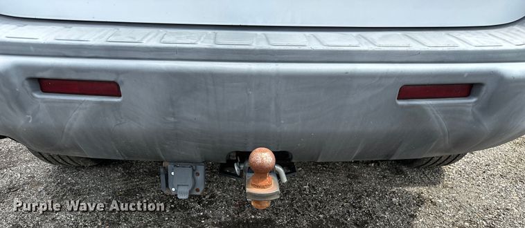 image for item EN8418 2005 Chevrolet Equinox SUV