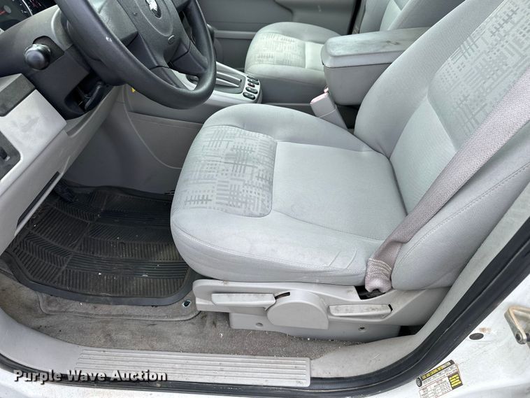 image for item EN8418 2005 Chevrolet Equinox SUV