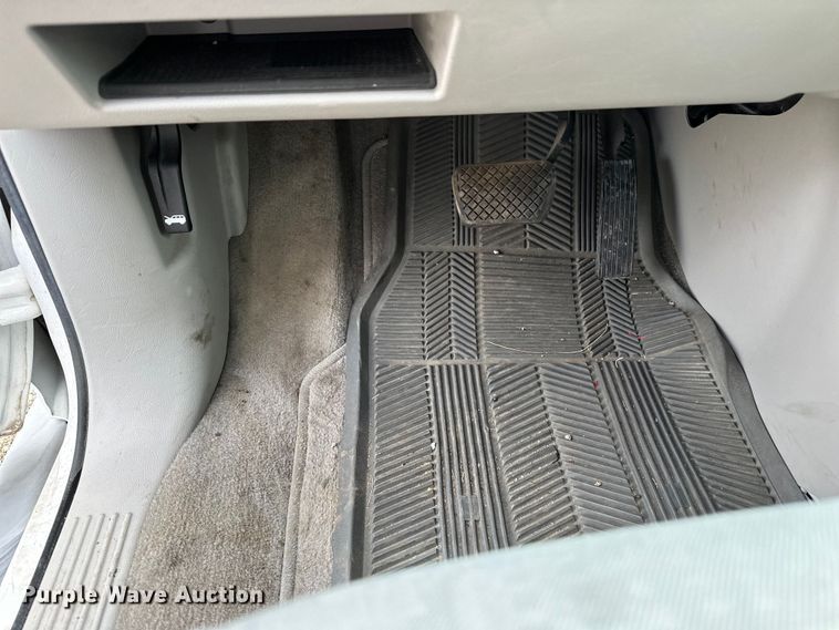 image for item EN8418 2005 Chevrolet Equinox SUV