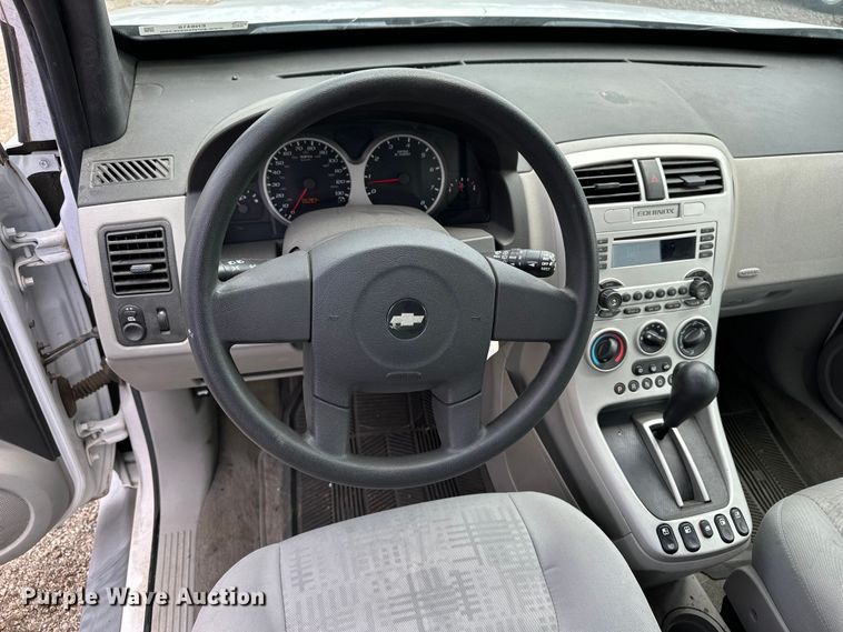 image for item EN8418 2005 Chevrolet Equinox SUV