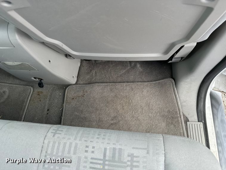 image for item EN8418 2005 Chevrolet Equinox SUV