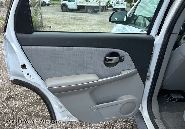 image for item EN8418 2005 Chevrolet Equinox SUV