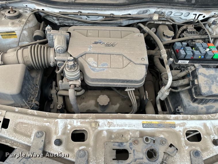 image for item EN8418 2005 Chevrolet Equinox SUV