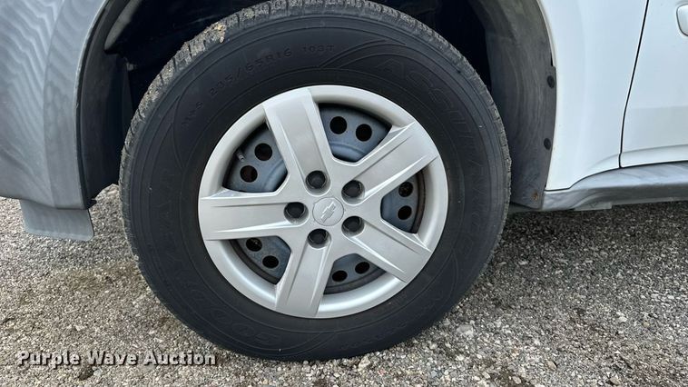 image for item EN8418 2005 Chevrolet Equinox SUV