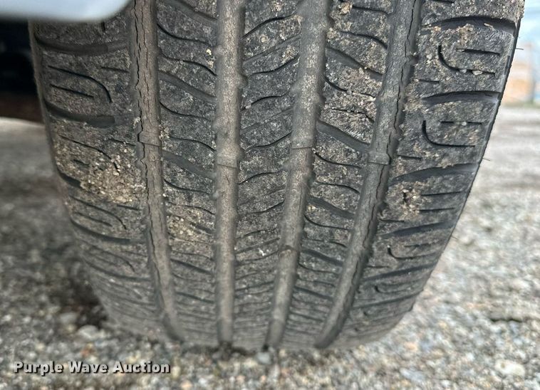 image for item EN8418 2005 Chevrolet Equinox SUV