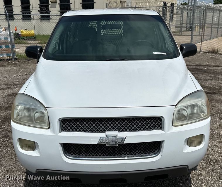 image for item EN8419 2007 Chevrolet Uplander van