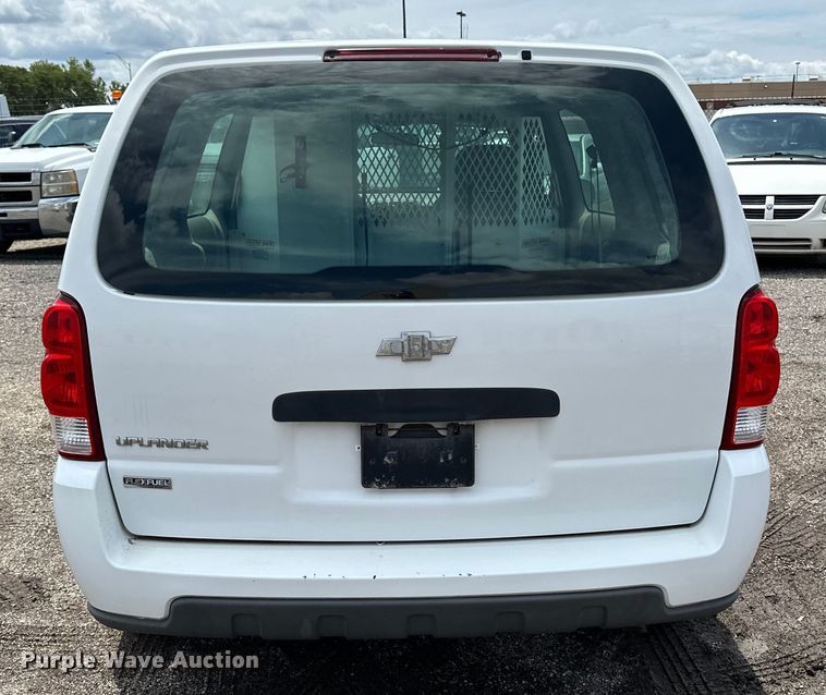 image for item EN8419 2007 Chevrolet Uplander van
