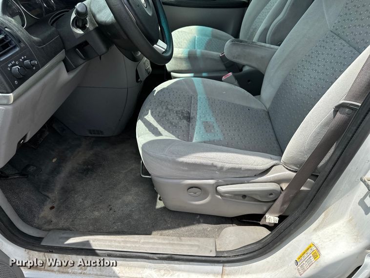 image for item EN8419 2007 Chevrolet Uplander van