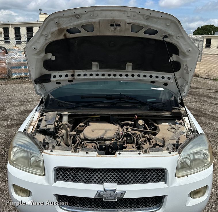 image for item EN8419 2007 Chevrolet Uplander van