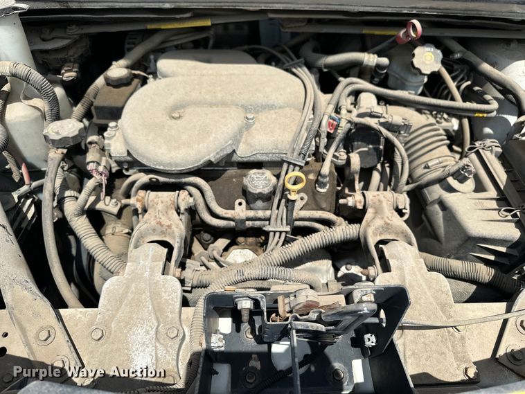 image for item EN8419 2007 Chevrolet Uplander van