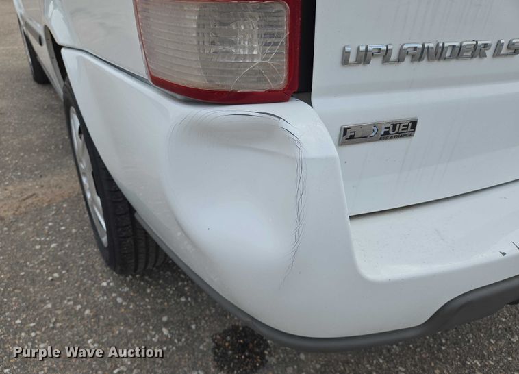 image for item EN8421 2008 Chevrolet Uplander LS van