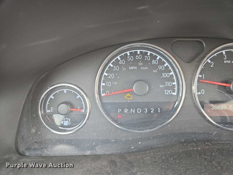 image for item EN8421 2008 Chevrolet Uplander LS van