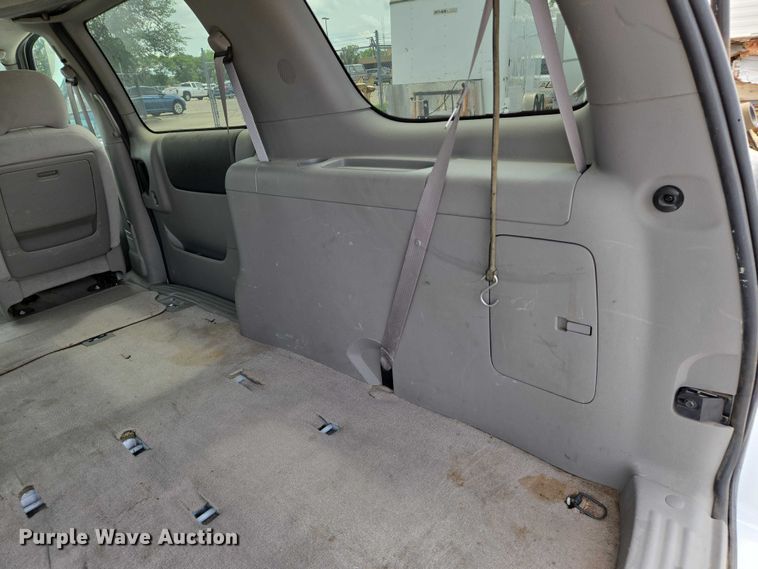 image for item EN8421 2008 Chevrolet Uplander LS van