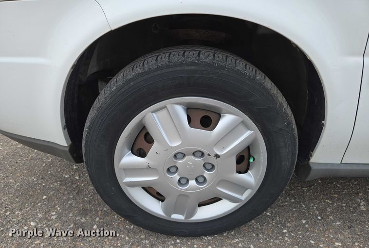 image for item EN8421 2008 Chevrolet Uplander LS van