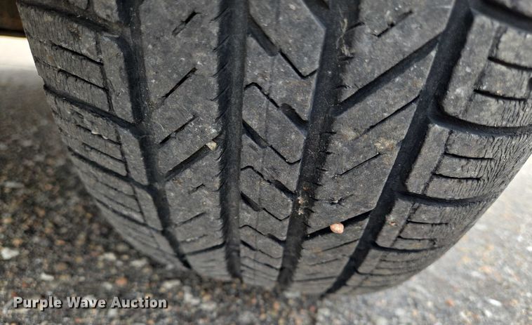 image for item EN8421 2008 Chevrolet Uplander LS van