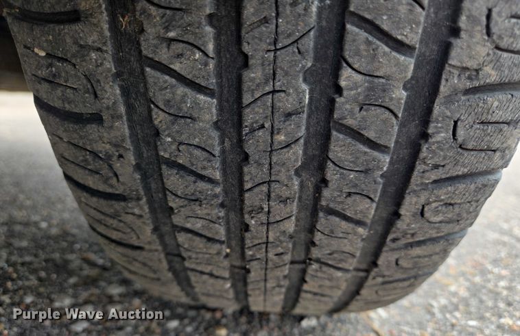 image for item EN8421 2008 Chevrolet Uplander LS van