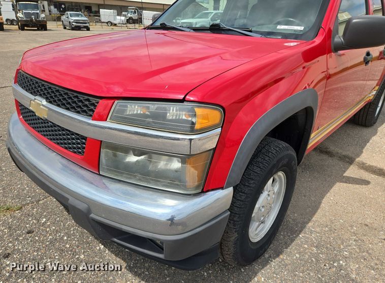 image for item EN8422 2006 Chevrolet  Colorado Crew Cab pickup truck