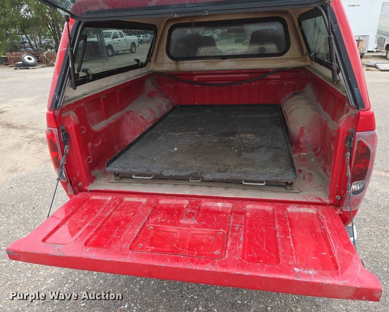 image for item EN8422 2006 Chevrolet  Colorado Crew Cab pickup truck