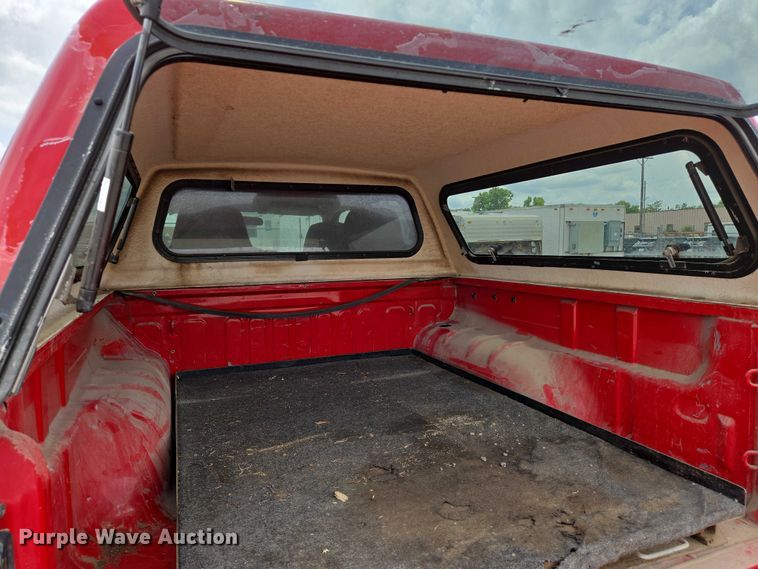 image for item EN8422 2006 Chevrolet  Colorado Crew Cab pickup truck