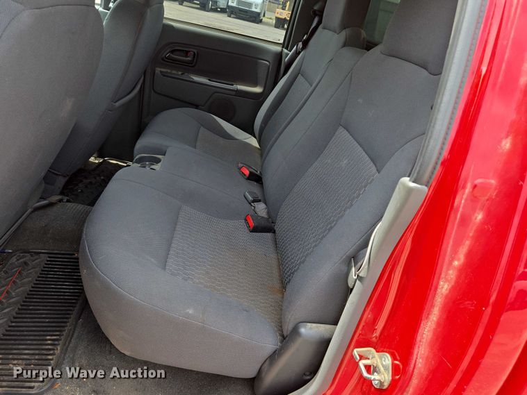 image for item EN8422 2006 Chevrolet  Colorado Crew Cab pickup truck