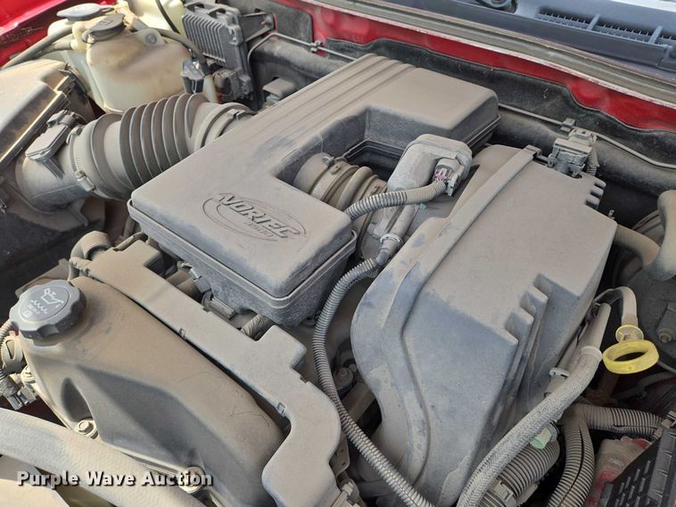 image for item EN8422 2006 Chevrolet  Colorado Crew Cab pickup truck