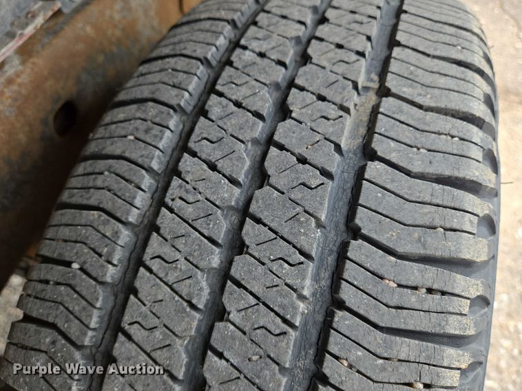 image for item EN8422 2006 Chevrolet  Colorado Crew Cab pickup truck