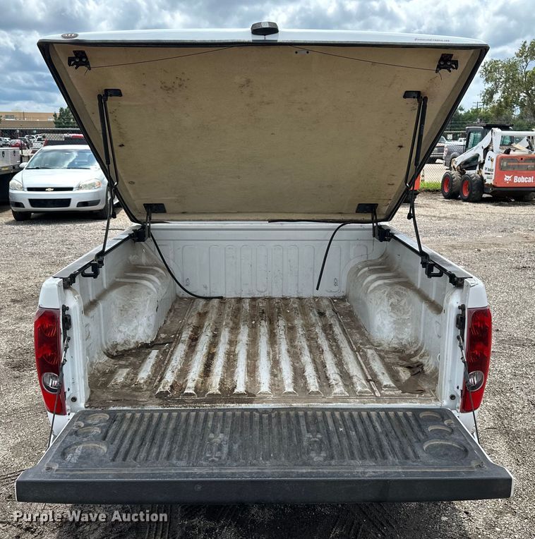 image for item EN8423 2008 Chevrolet Colorado Crew Cab pickup truck