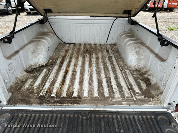 image for item EN8423 2008 Chevrolet Colorado Crew Cab pickup truck