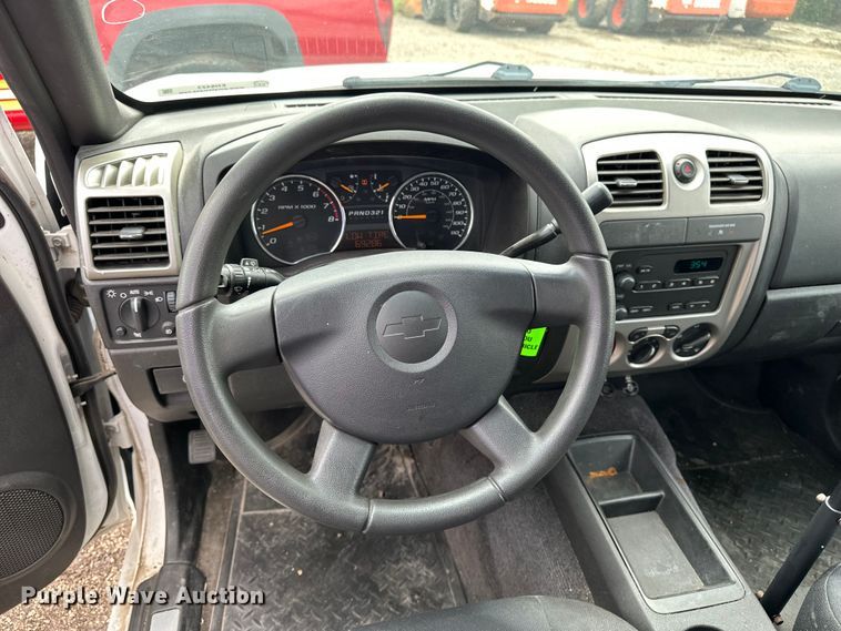 image for item EN8423 2008 Chevrolet Colorado Crew Cab pickup truck