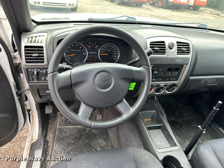 image for item EN8423 2008 Chevrolet Colorado Crew Cab pickup truck