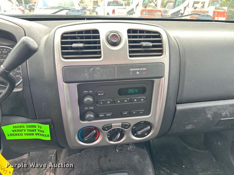 image for item EN8423 2008 Chevrolet Colorado Crew Cab pickup truck