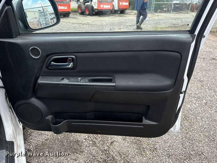 image for item EN8423 2008 Chevrolet Colorado Crew Cab pickup truck