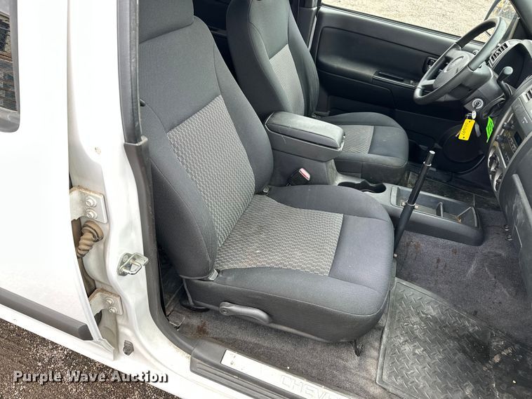 image for item EN8423 2008 Chevrolet Colorado Crew Cab pickup truck