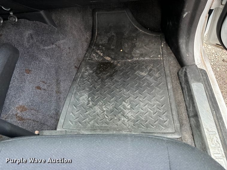 image for item EN8423 2008 Chevrolet Colorado Crew Cab pickup truck