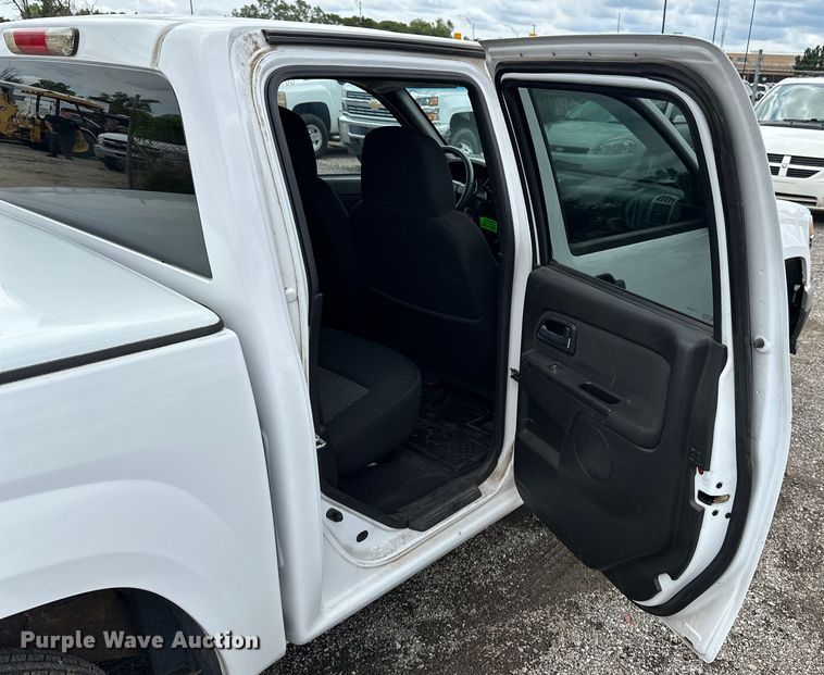 image for item EN8423 2008 Chevrolet Colorado Crew Cab pickup truck