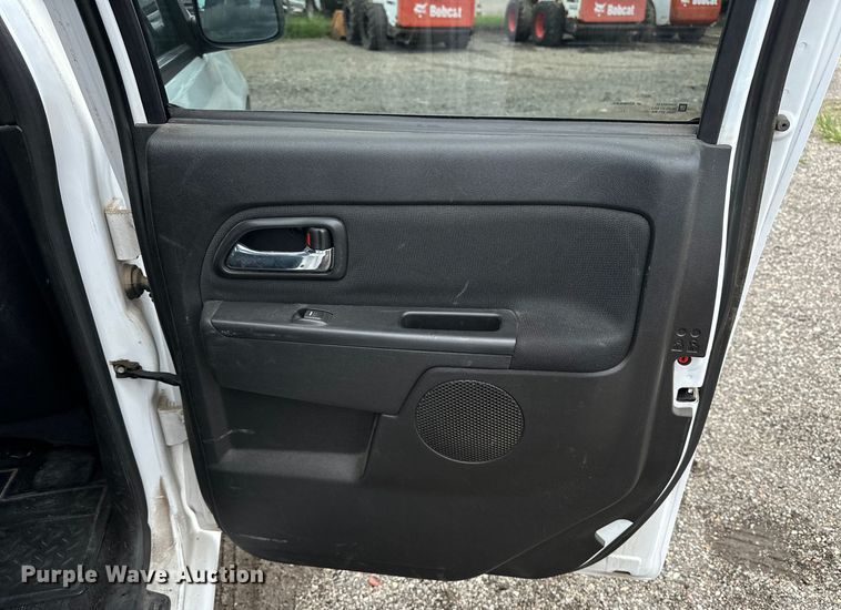 image for item EN8423 2008 Chevrolet Colorado Crew Cab pickup truck