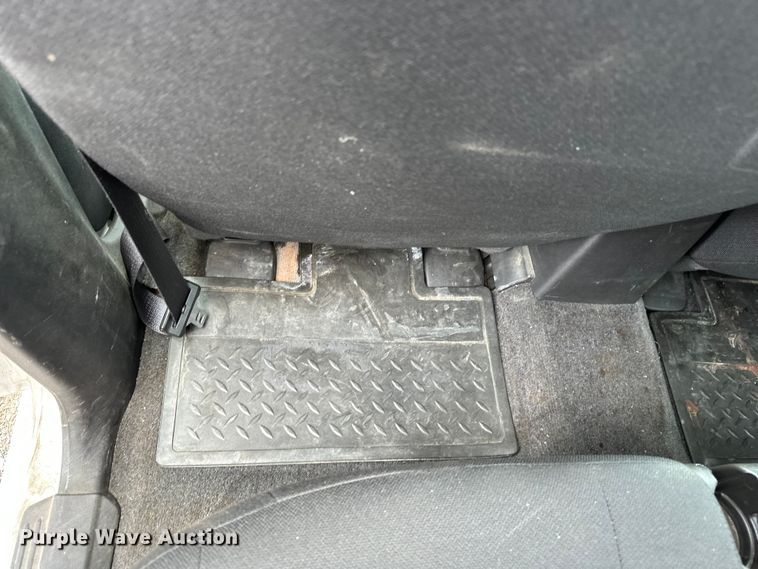 image for item EN8423 2008 Chevrolet Colorado Crew Cab pickup truck