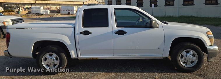 image for item EN8424 2007 Chevrolet Colorado Crew Cab pickup truck