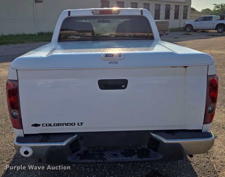 image for item EN8424 2007 Chevrolet Colorado Crew Cab pickup truck