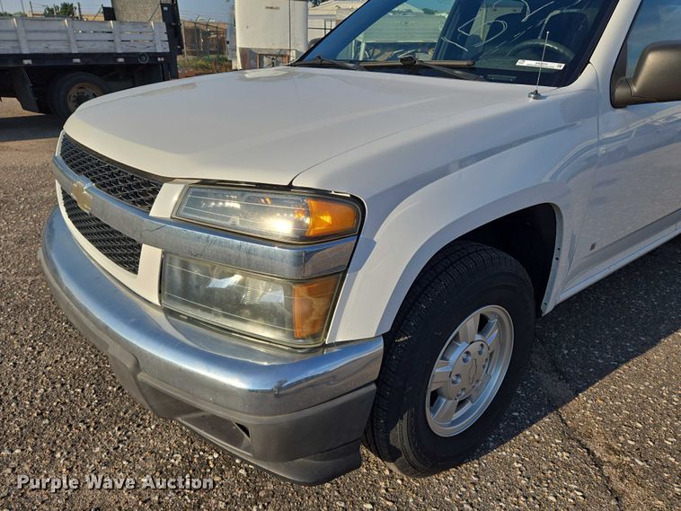 image for item EN8424 2007 Chevrolet Colorado Crew Cab pickup truck