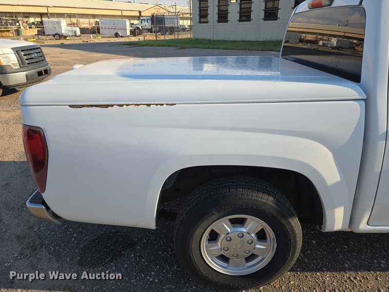image for item EN8424 2007 Chevrolet Colorado Crew Cab pickup truck