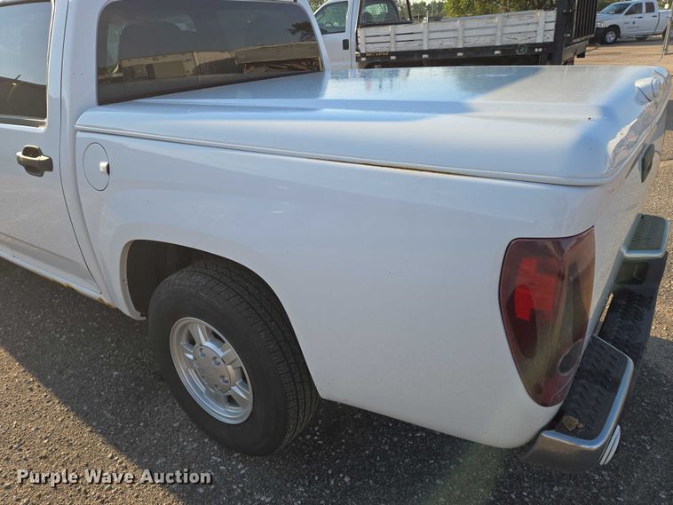 image for item EN8424 2007 Chevrolet Colorado Crew Cab pickup truck