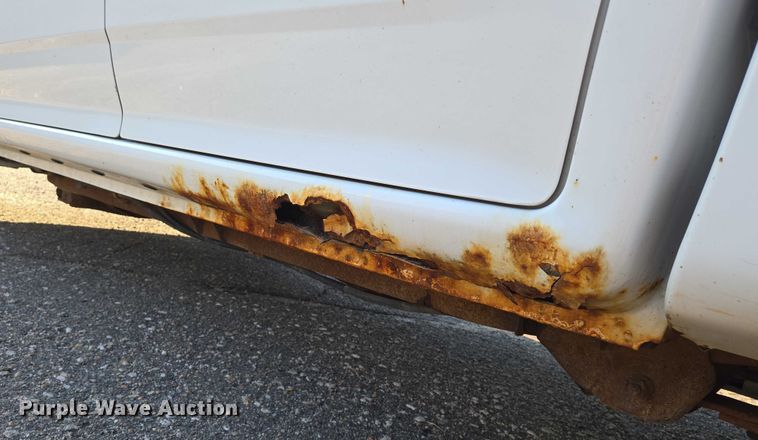 image for item EN8424 2007 Chevrolet Colorado Crew Cab pickup truck