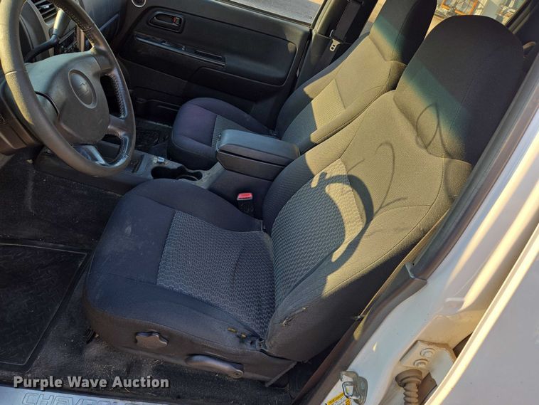 image for item EN8424 2007 Chevrolet Colorado Crew Cab pickup truck