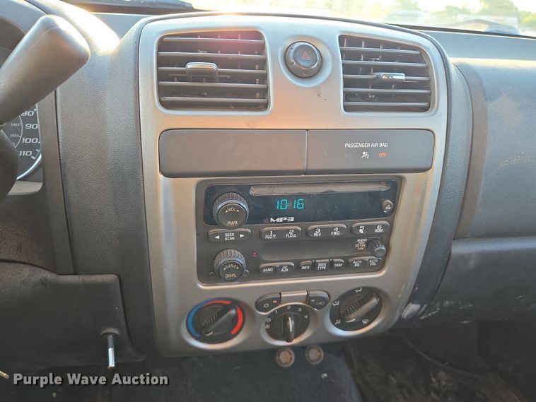 image for item EN8424 2007 Chevrolet Colorado Crew Cab pickup truck