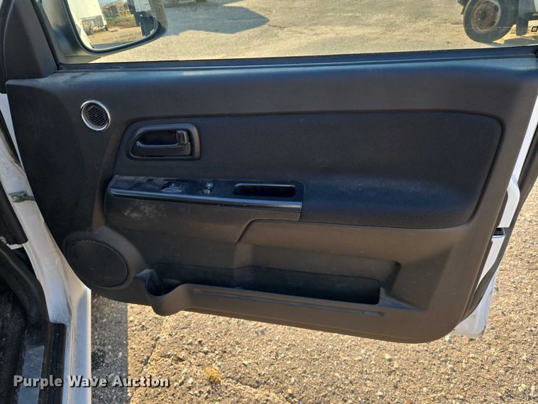 image for item EN8424 2007 Chevrolet Colorado Crew Cab pickup truck