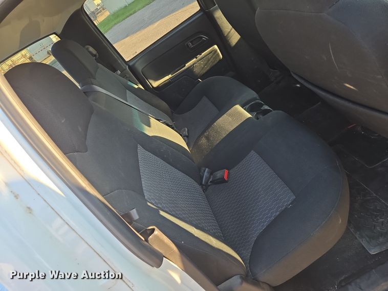 image for item EN8424 2007 Chevrolet Colorado Crew Cab pickup truck