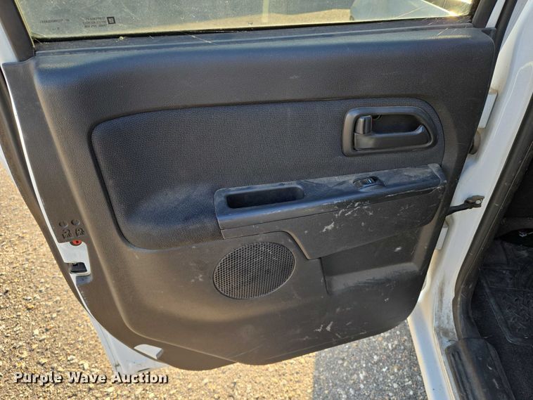 image for item EN8424 2007 Chevrolet Colorado Crew Cab pickup truck